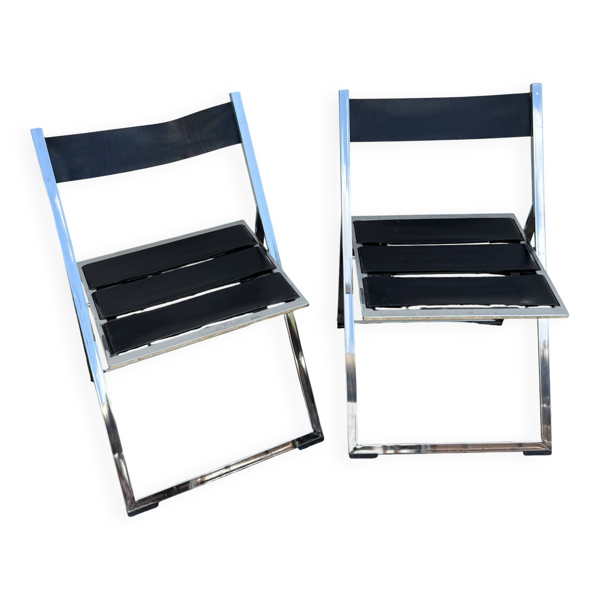 Pair of Vono Foldable Chairs by Interlubke