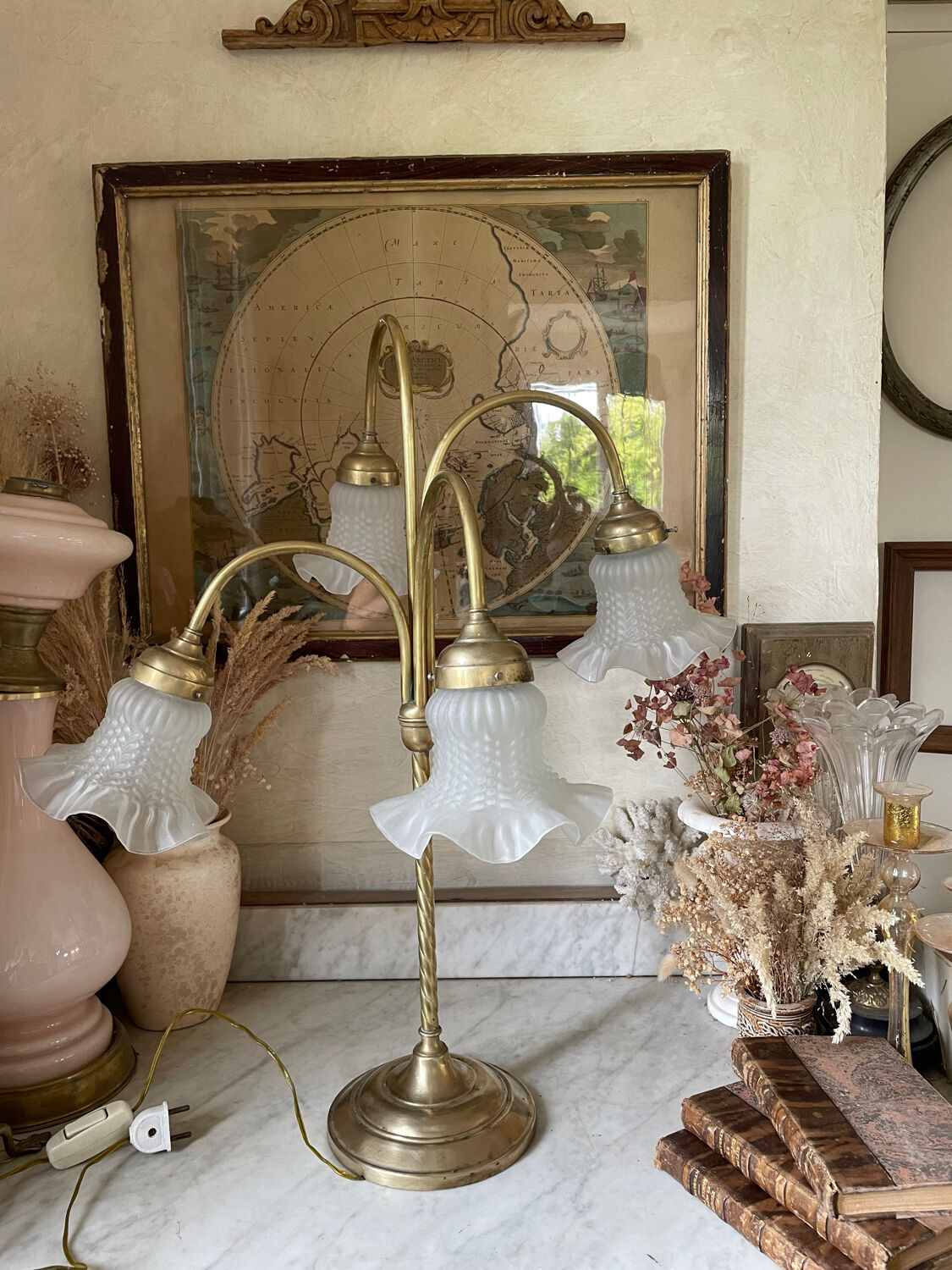 Vintage 4-light brass lamp