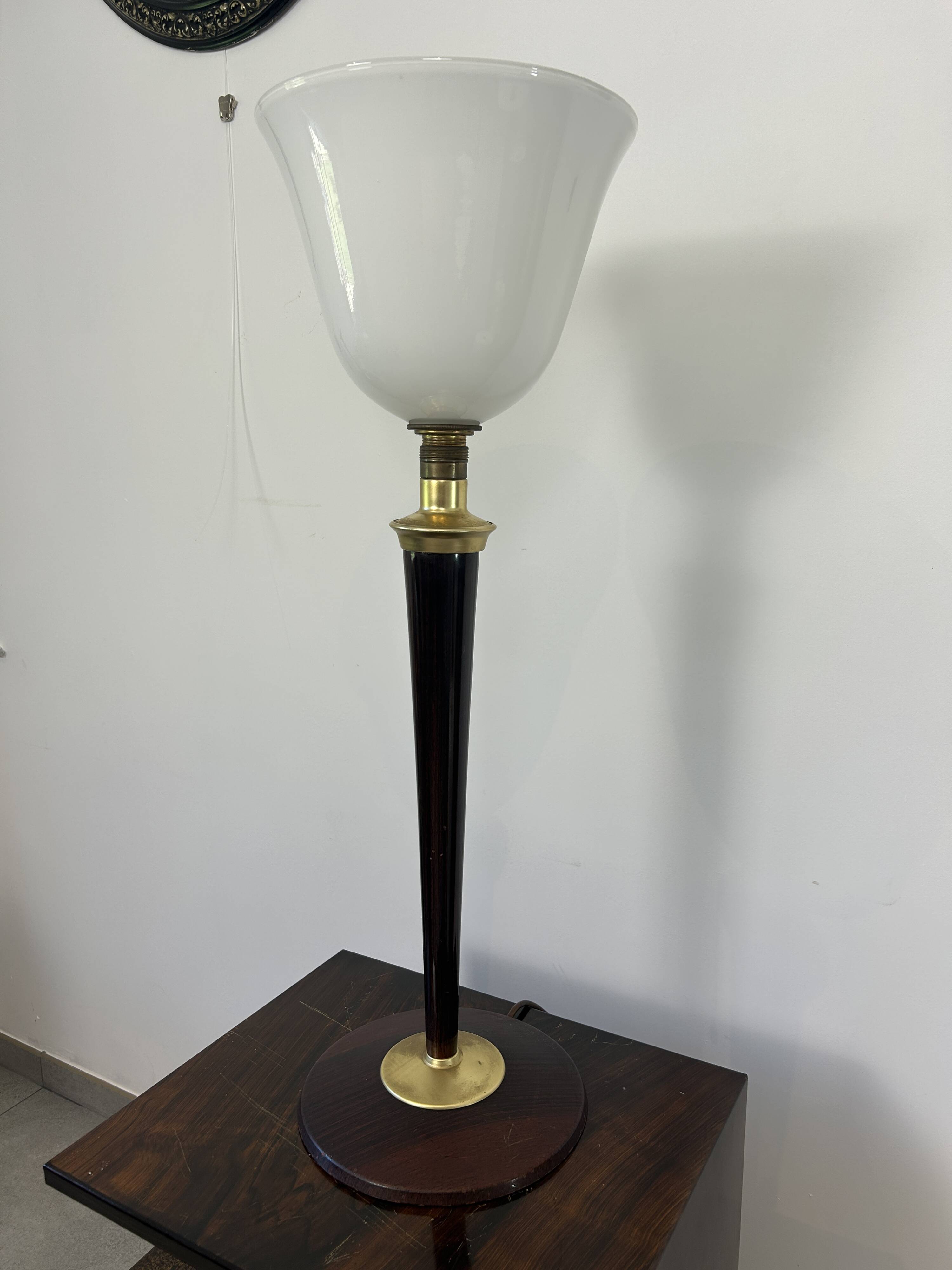 Lampe de bureau mazda de style art deco par lita