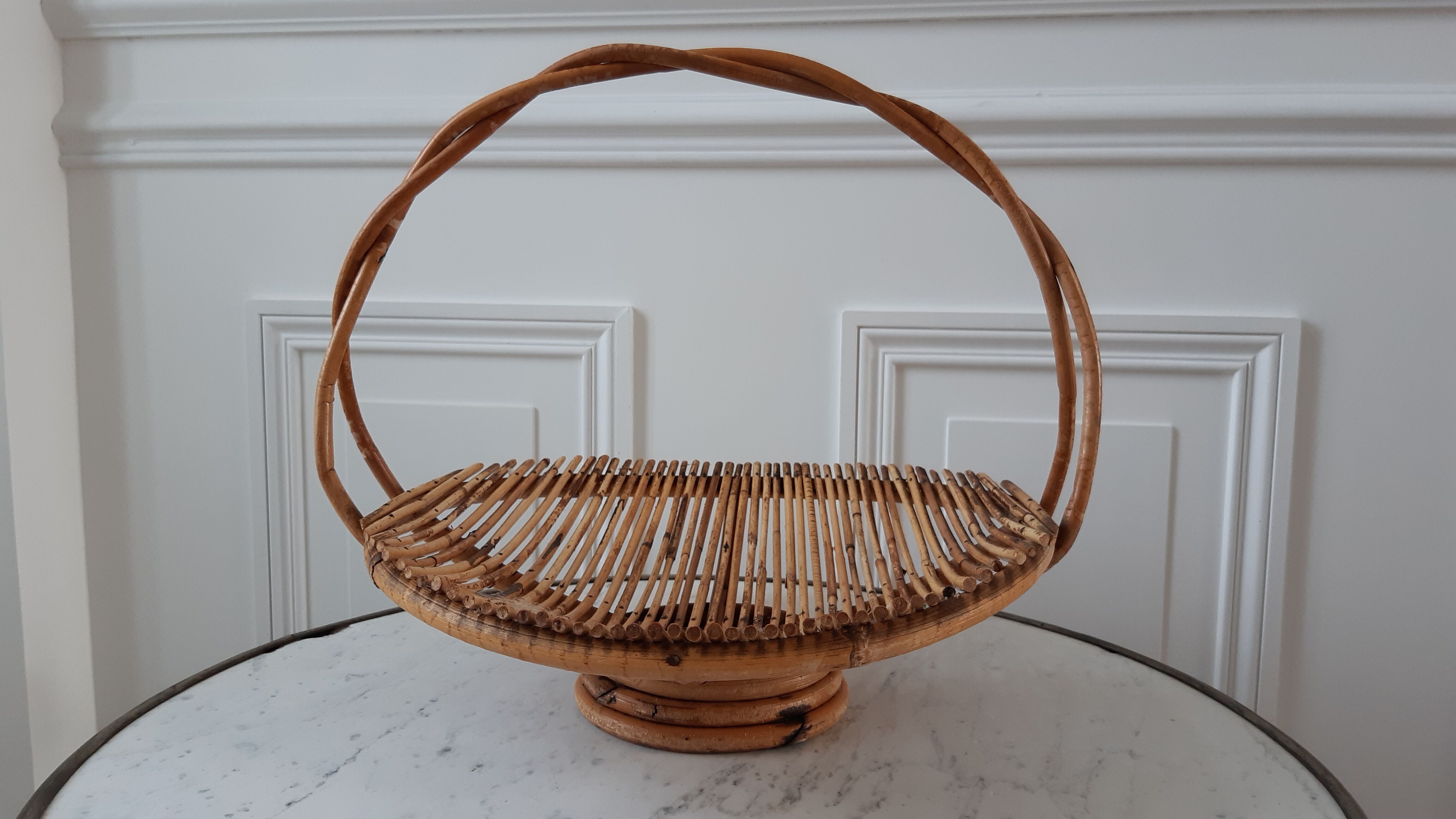 Vintage rattan fruit basket 70s