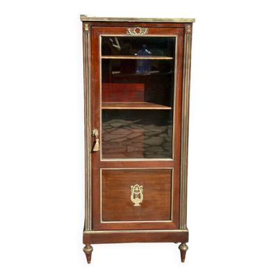 Petite vitrine en Acajou de style Louis XVI Époque XIX eme siècle.