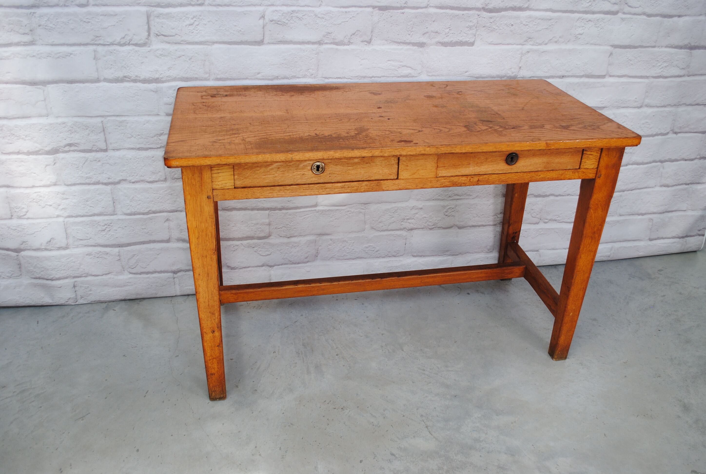 Massive chene desk 1940