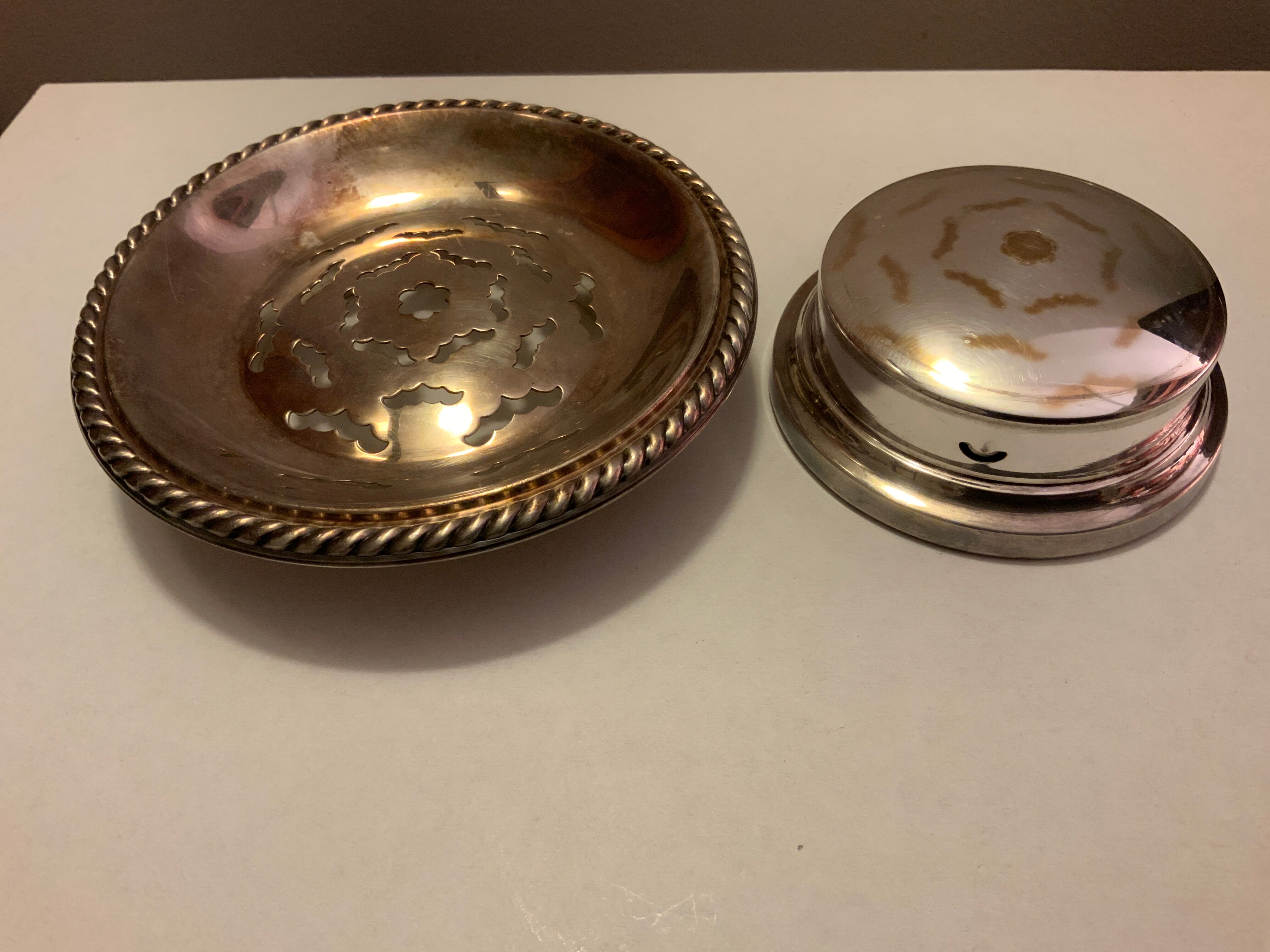 Butter -silver metal decoration