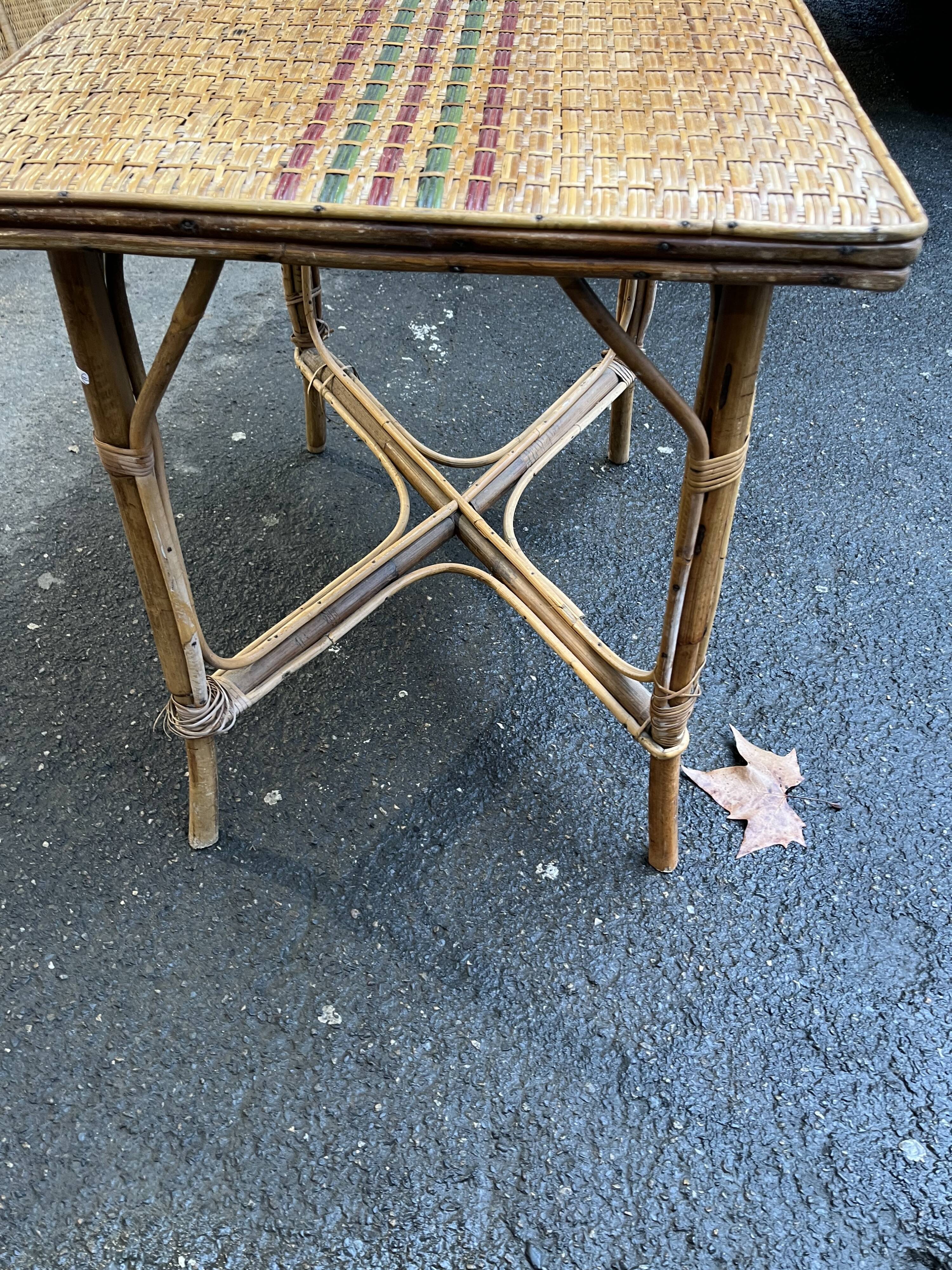 Rattan table