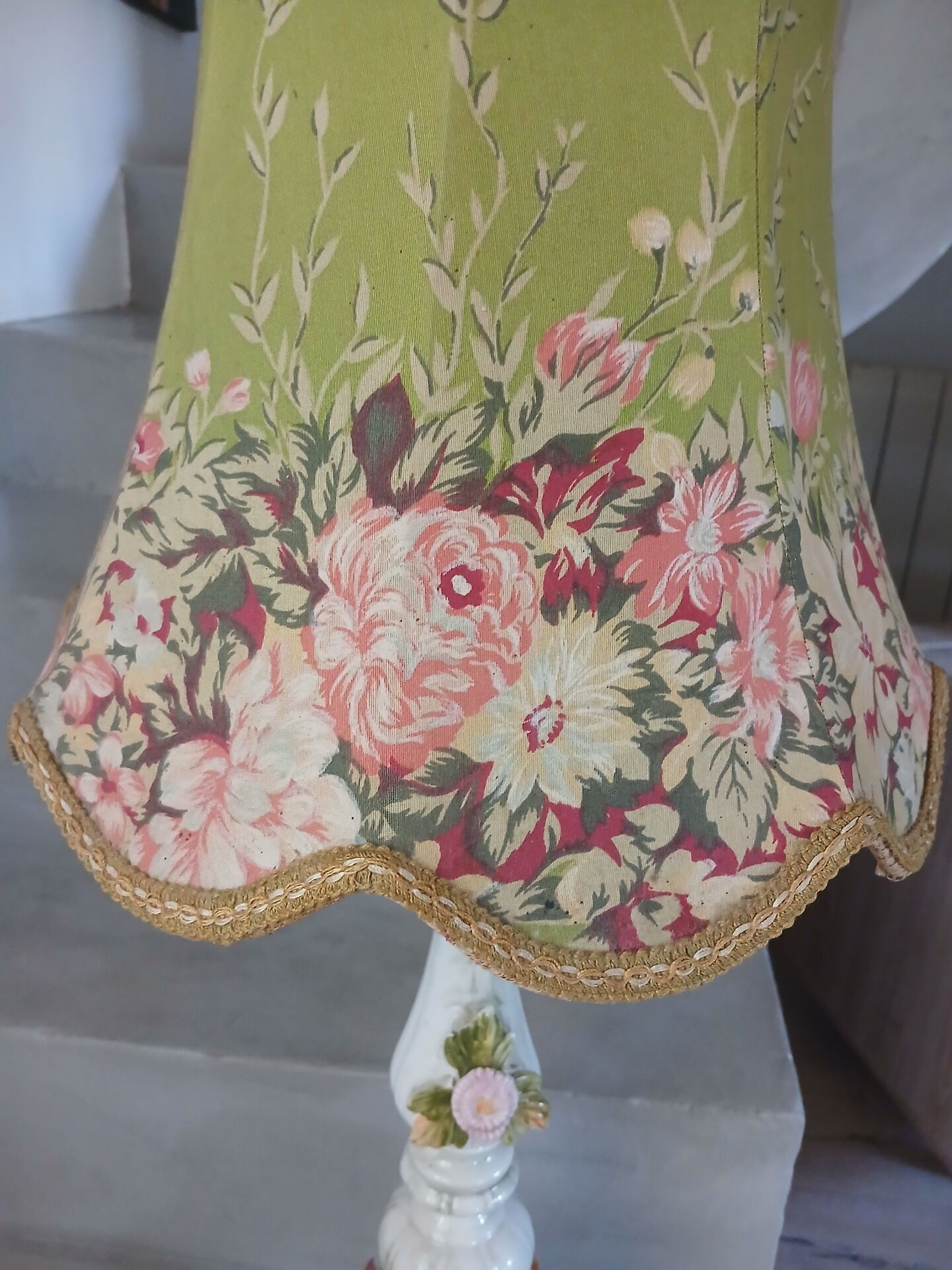 Antique lamp in Italian ceramic