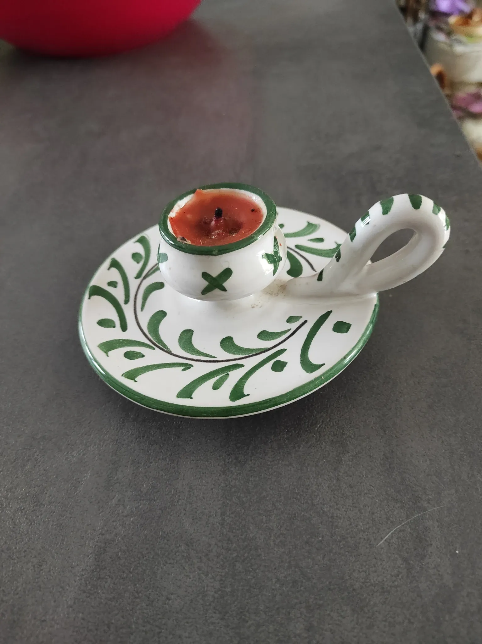 Hand candle holder