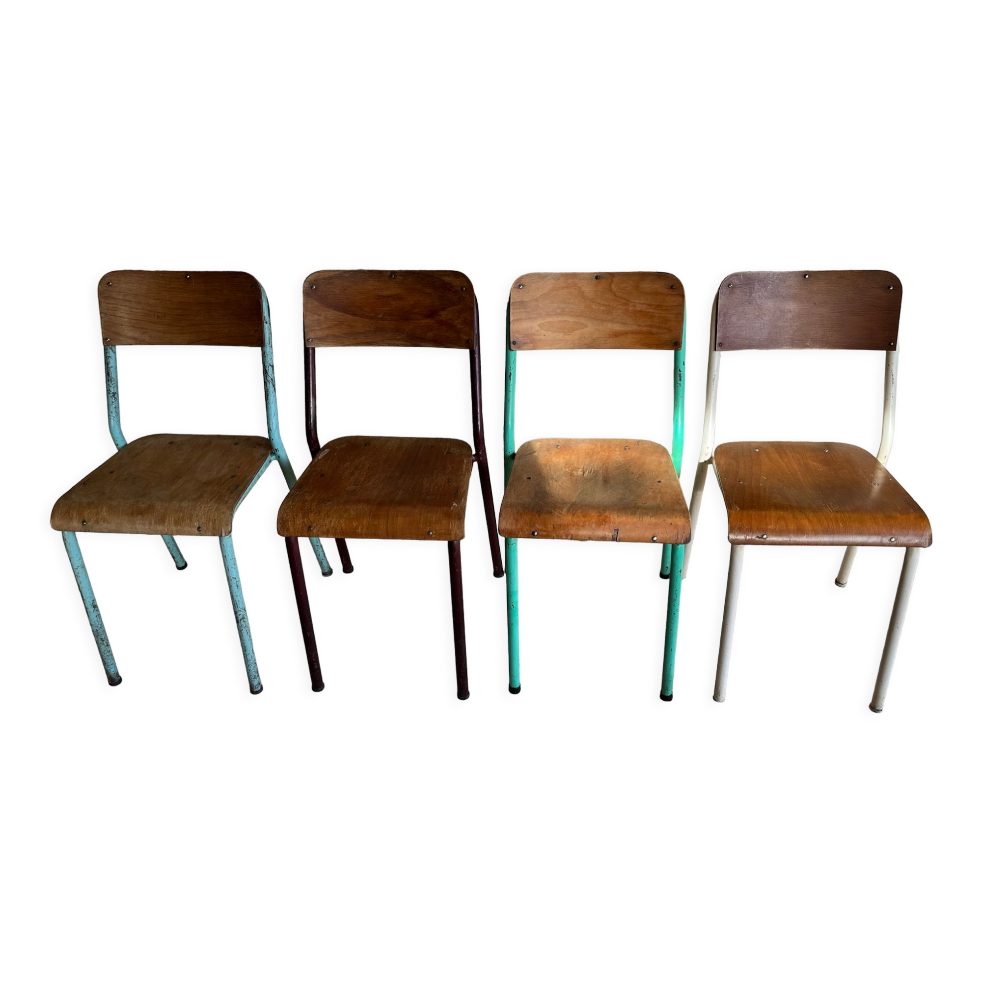 Set of 4 mismatched old school style chairs
