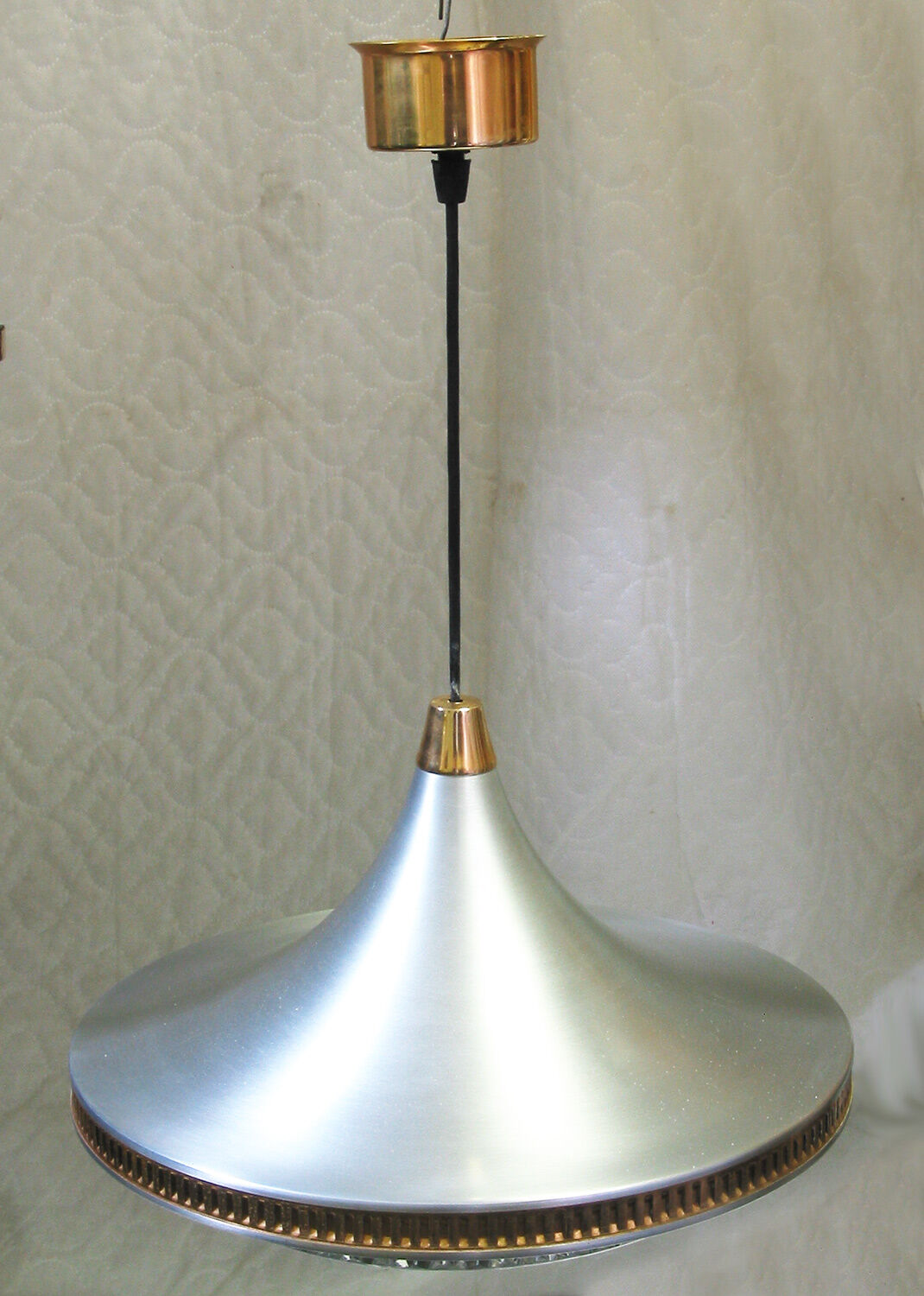 Suspension probably RAAK UFO saucer 70's retro space age design