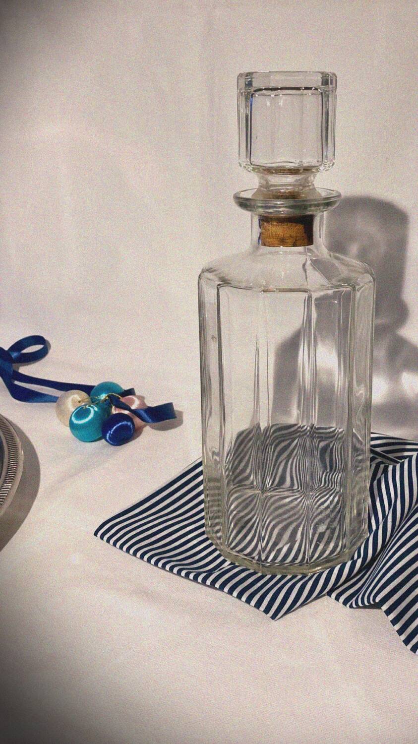 Vintage faceted glass carafe from Bormioli Italy | Italian design from the 70s