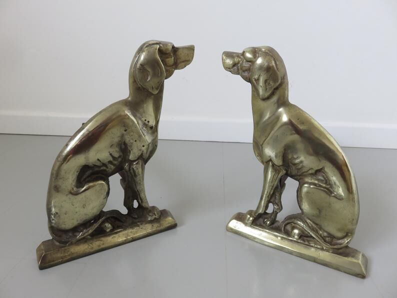 Pair of "dog" channels in solid bronze 30/40