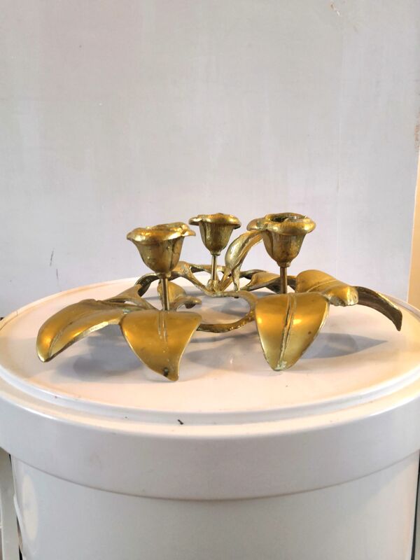 Bougeoir à poser en bronze aux trois fleurs design années 60-70