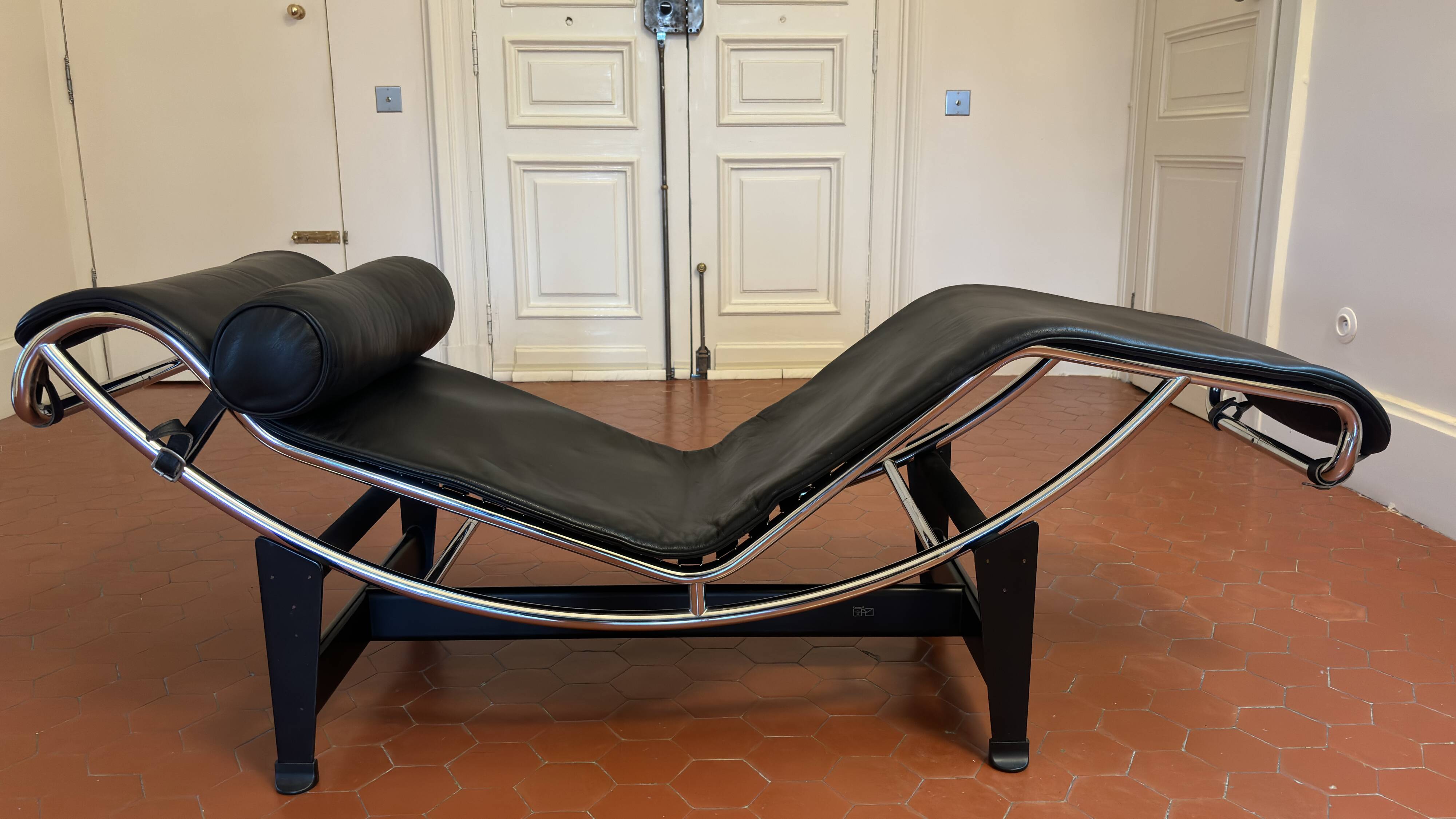 LC4 Chaise Longue Perriand Jeanneret Le Cobusier, cassina edition