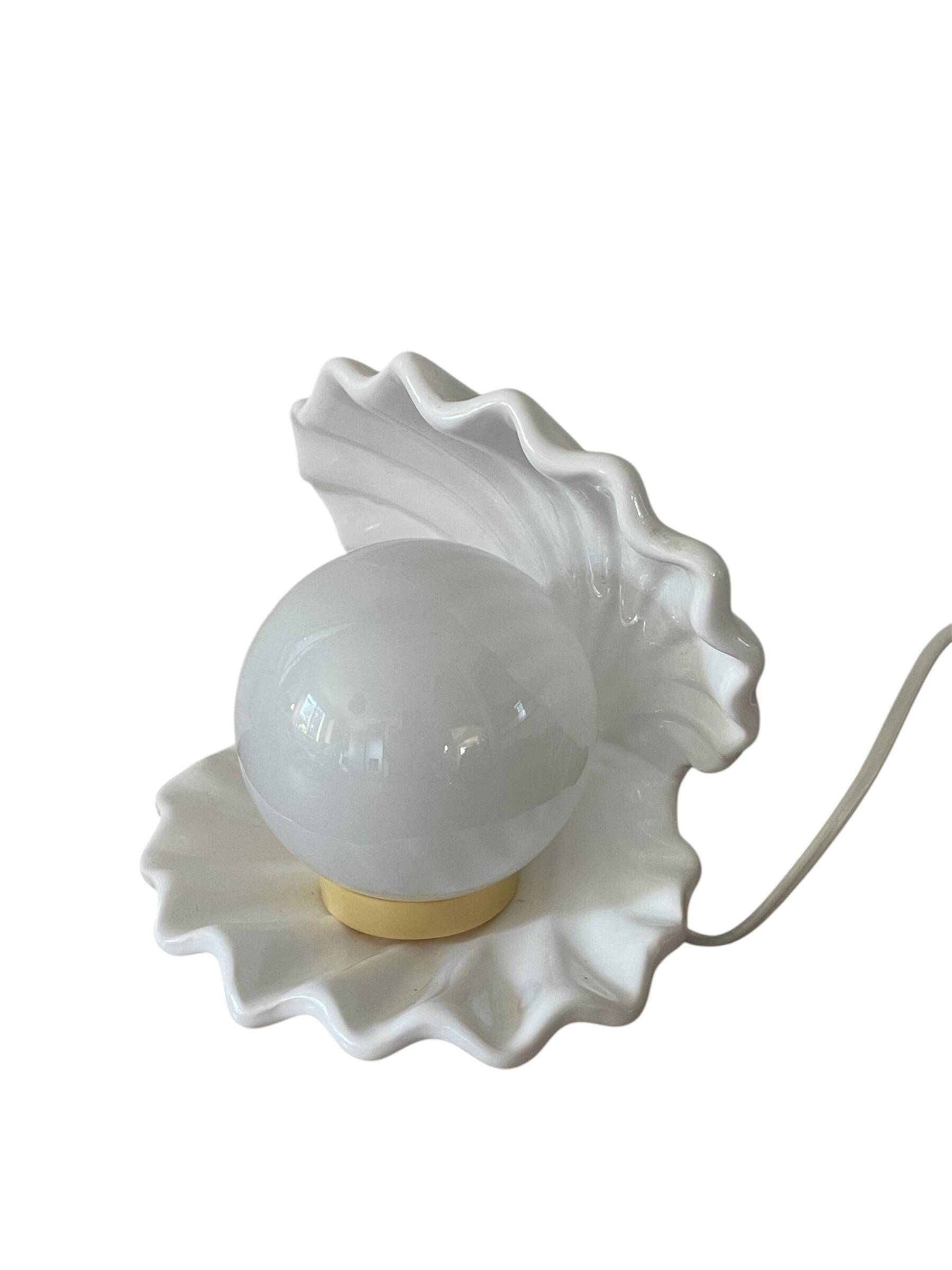 Lampe  coquillage céramique et opaline 70´s