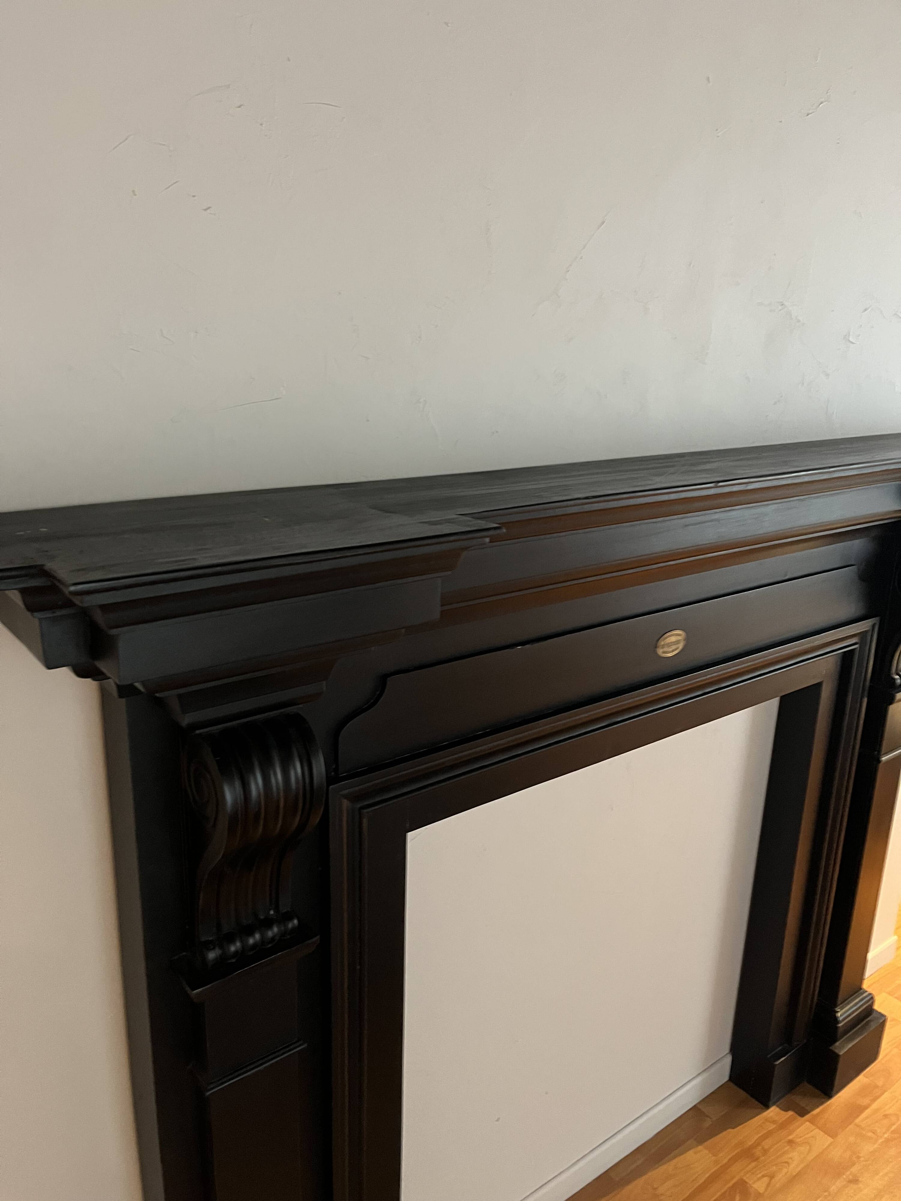 Chimney mantel of Kercoet