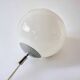Suspension boule vintage en opaline blanche