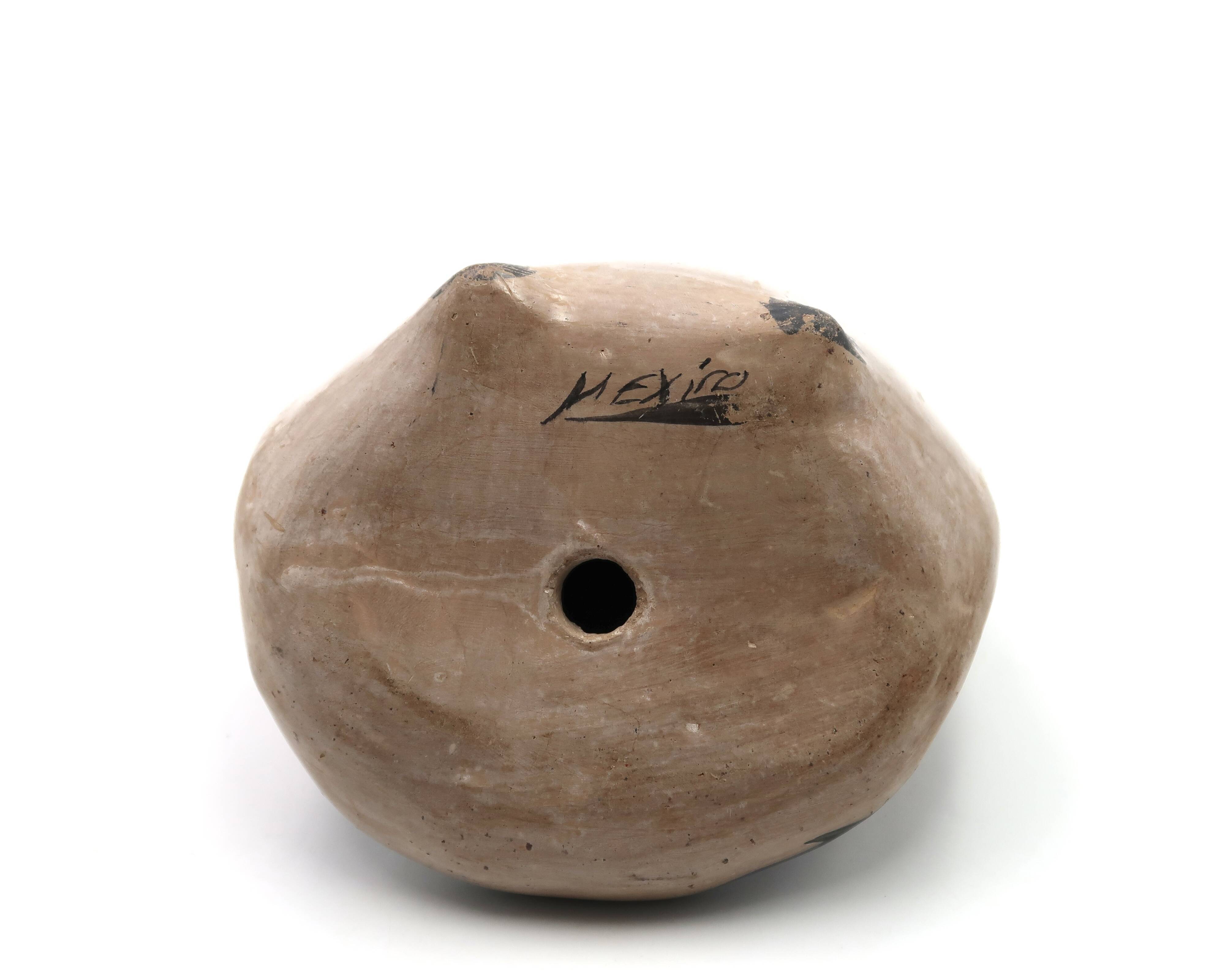 Mexican ceramic owl, sculpture from Mexico, 1970s.