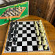 Magnetic and foldable chess set