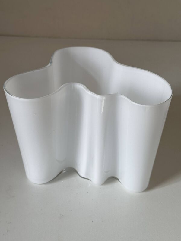 Vase savoy design alvar aalto pour iittalia design annees 70