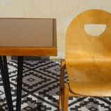 Light wood post-formed chairs, the 2.