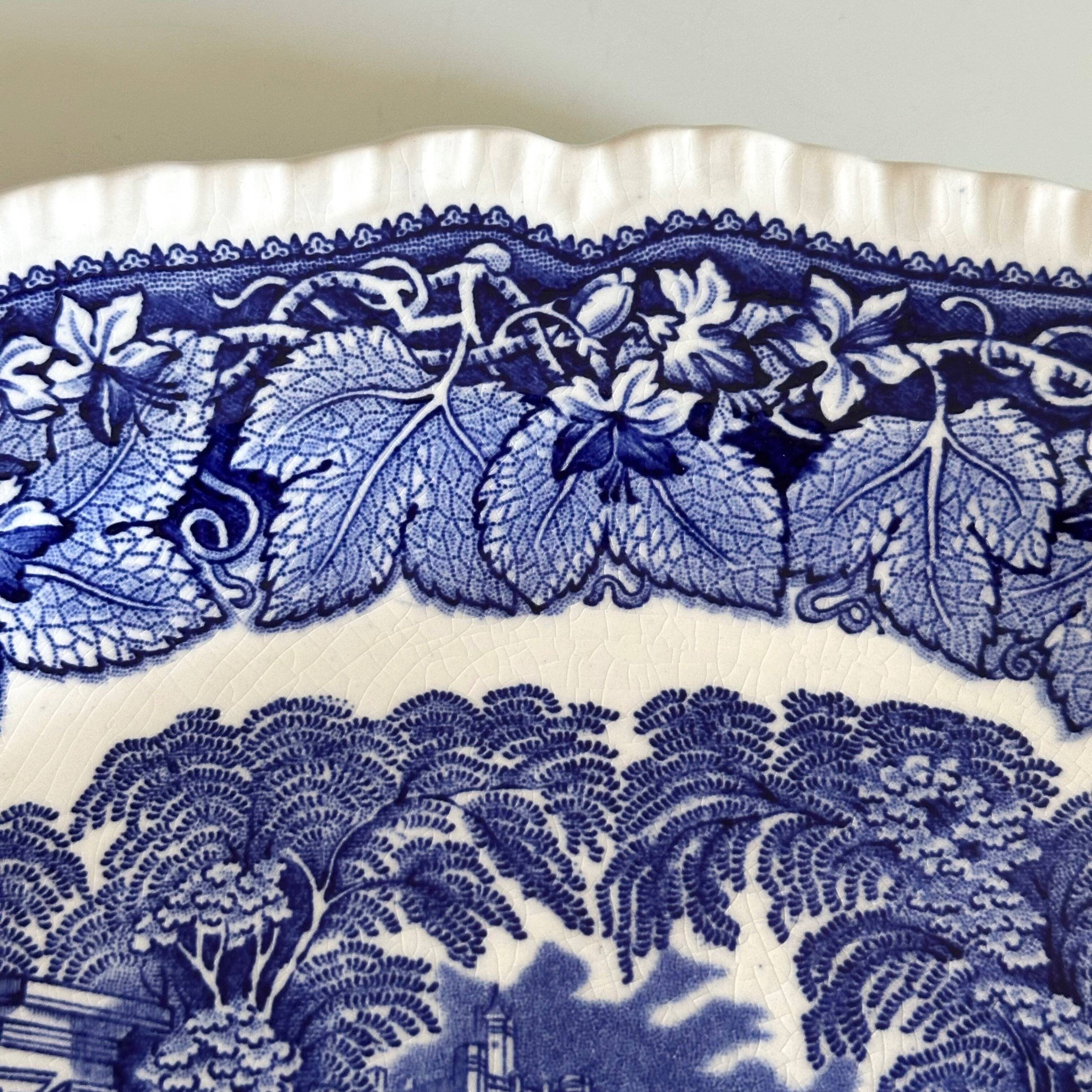 2 plats de service Mason’s Vista Blue – Faïence anglaise bleue et blanche