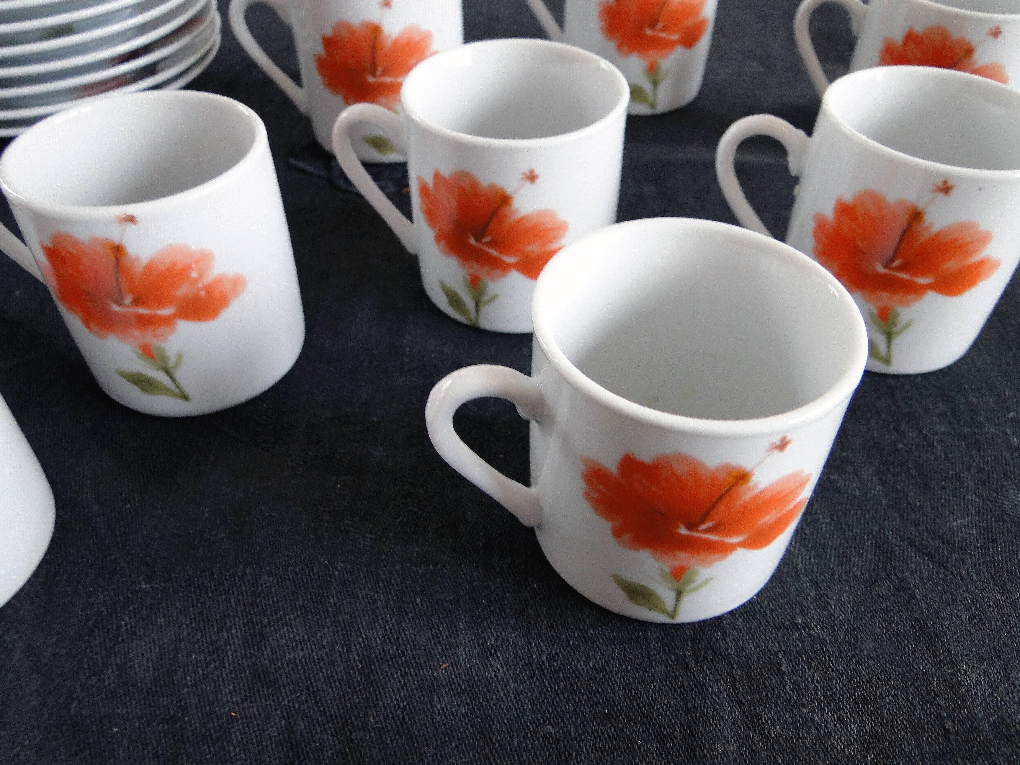 Coffee service 12 cups porcelain pattern poppy pottery of the Marais vintage 70s
