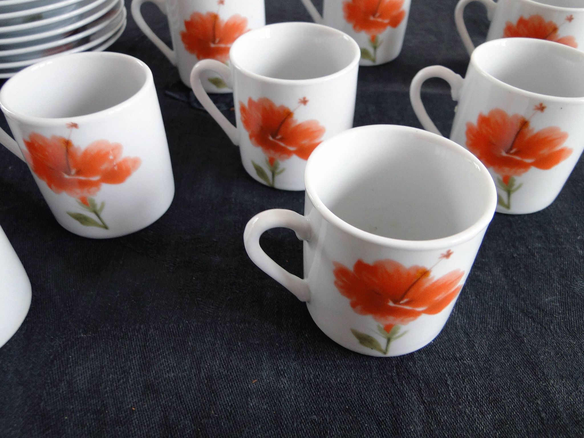 Coffee service 12 cups porcelain pattern poppy pottery of the Marais vintage 70s