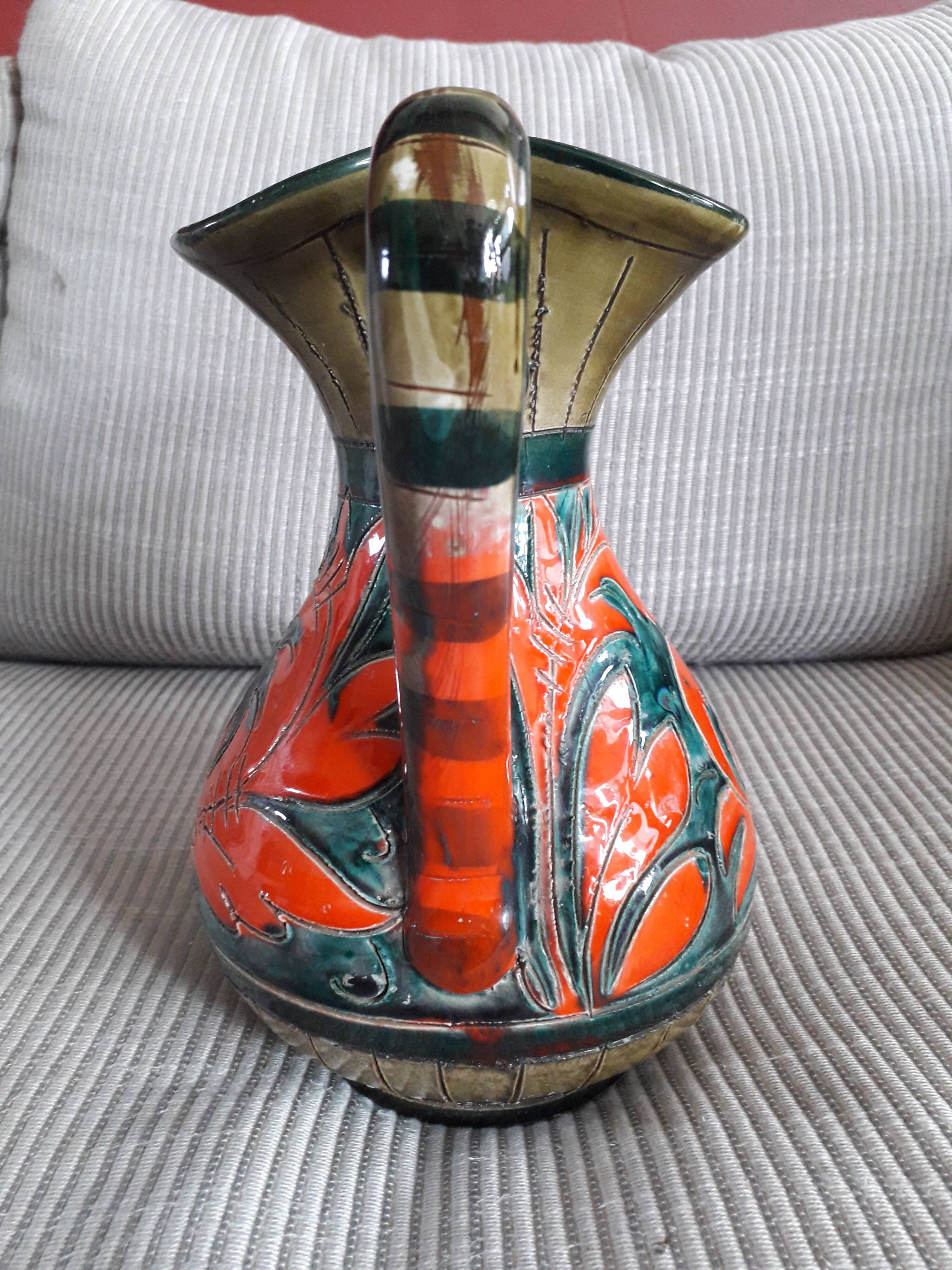 Vintage signed vase in Italian ceramic