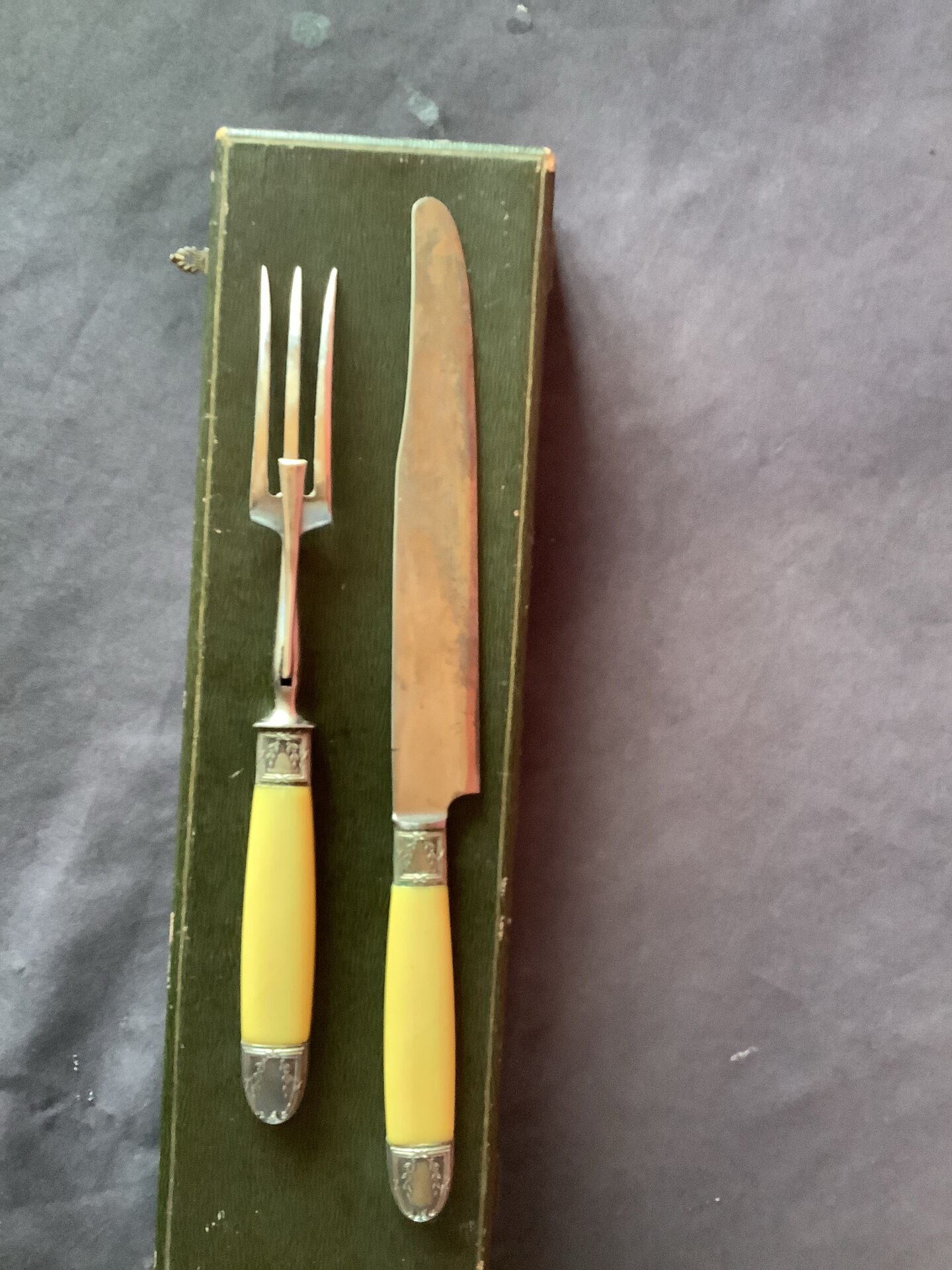 Leg knives