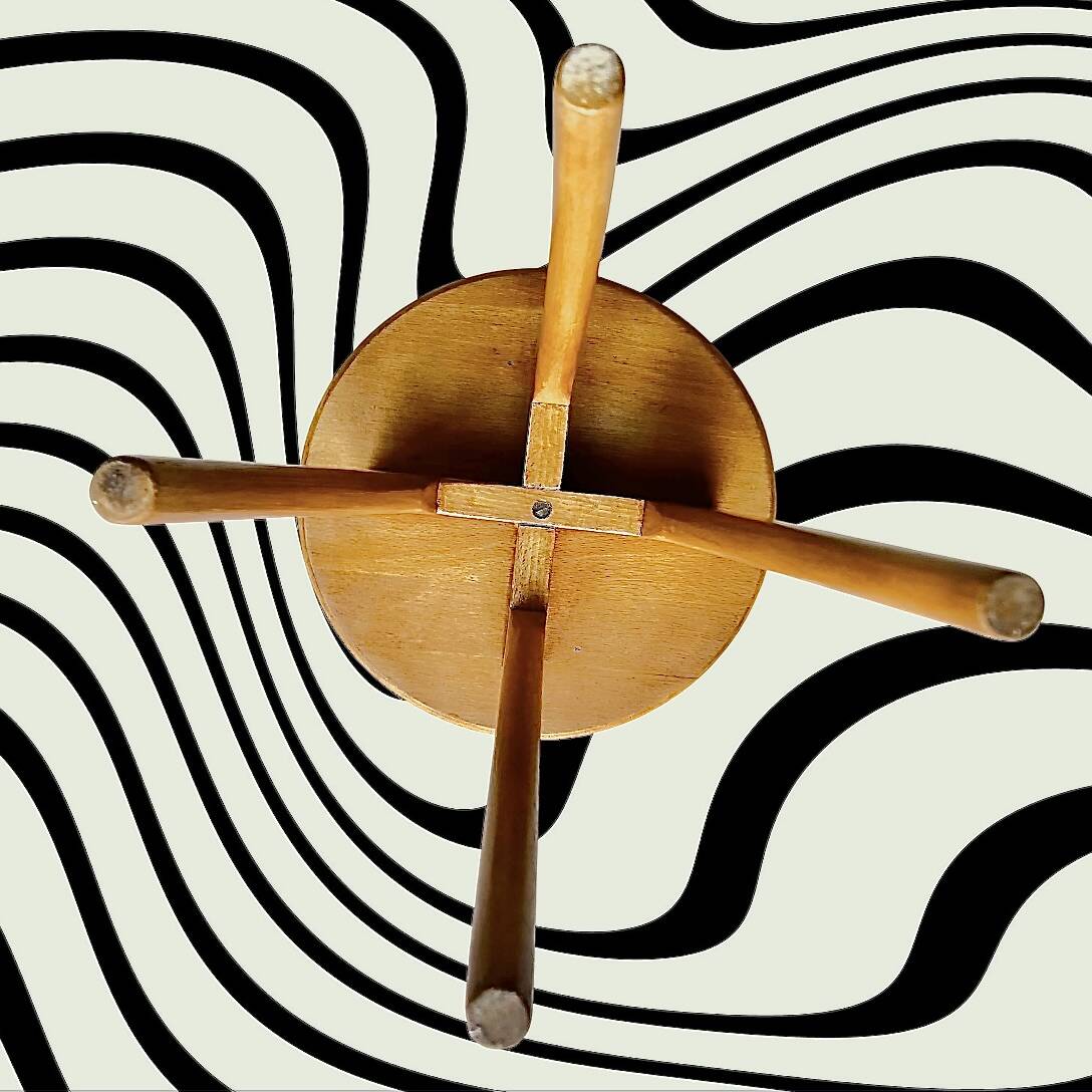 Scandinavian style stool in solid wood, splayed legs, 1960s.
