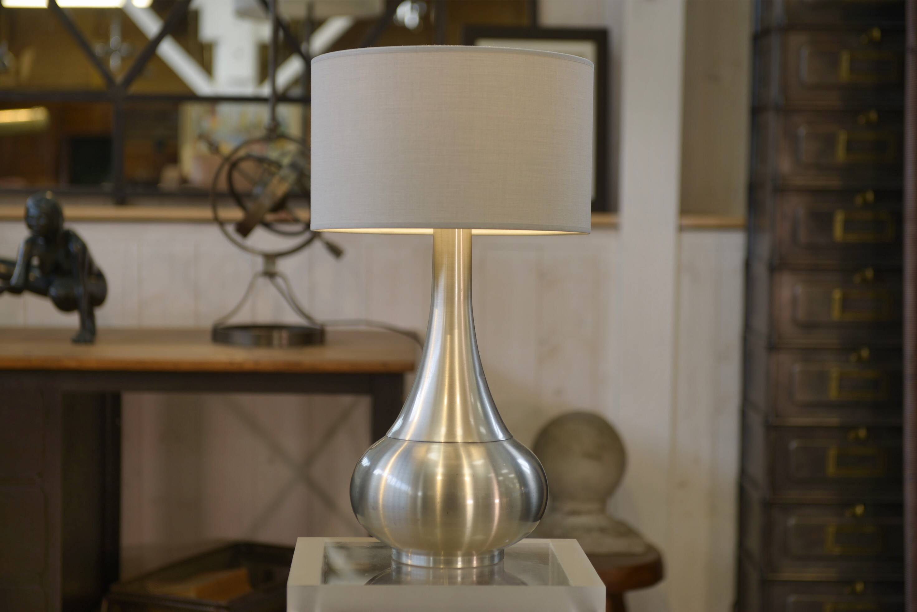 Lampe design en aluminium brossé 1970’s