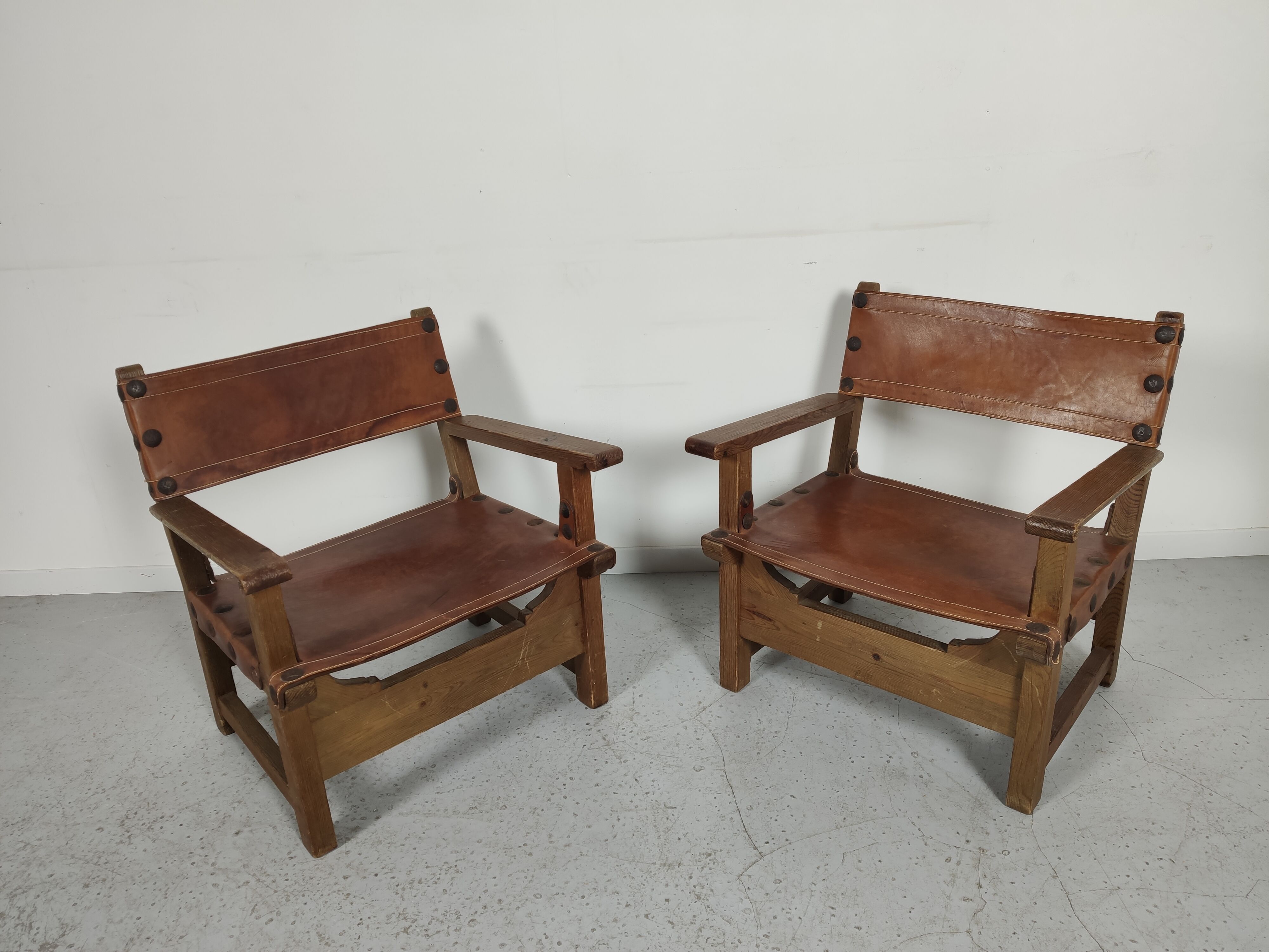Pair of Spanish vintage leather armchairs 1920/1930