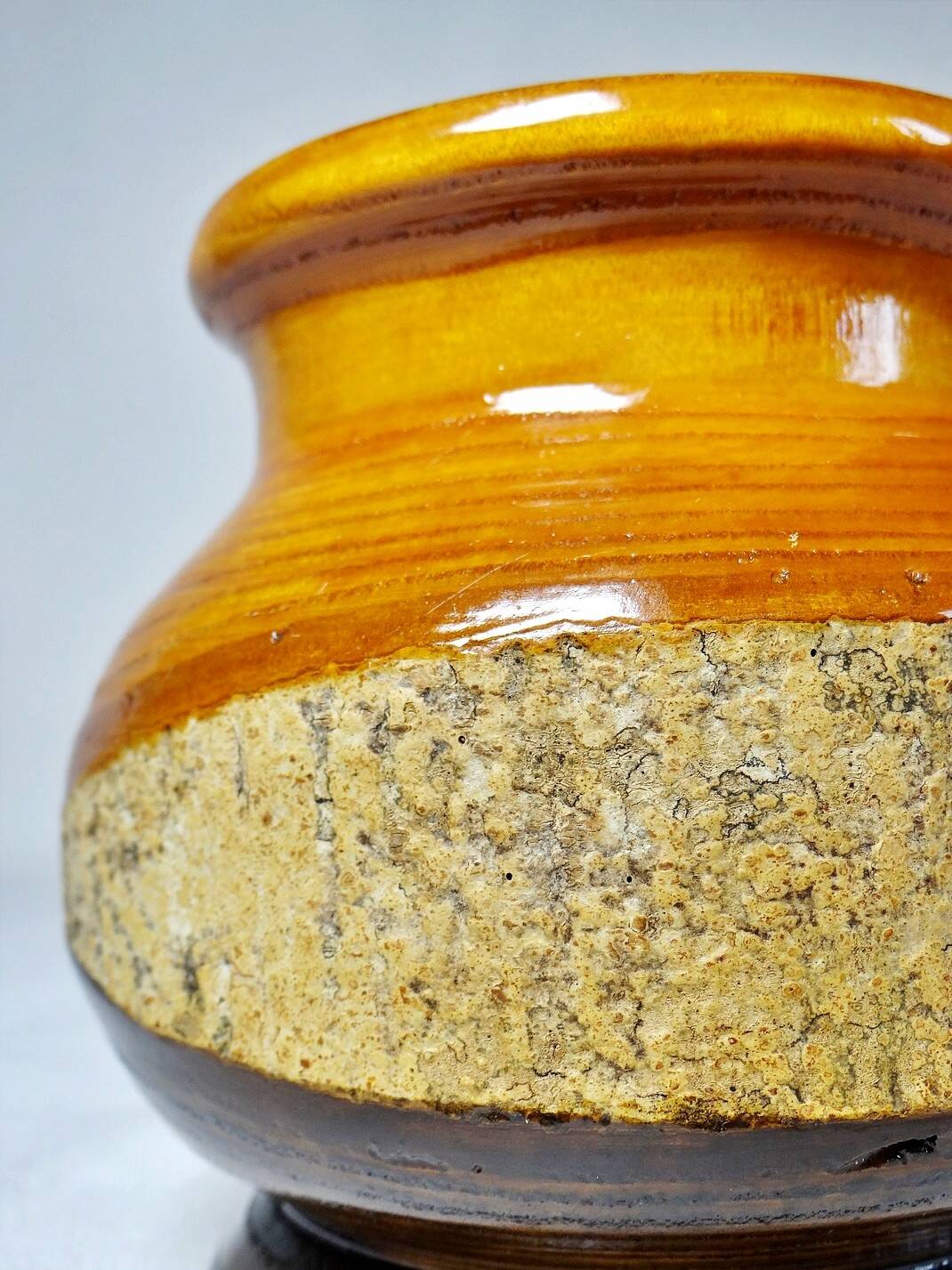 Small turned wooden vase, Brutalist, two-tone varnished with bark