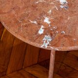 Table ovale en marbre corail