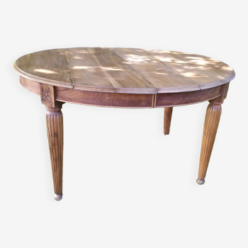 Table estampillée