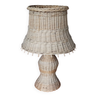 Rattan table lamp