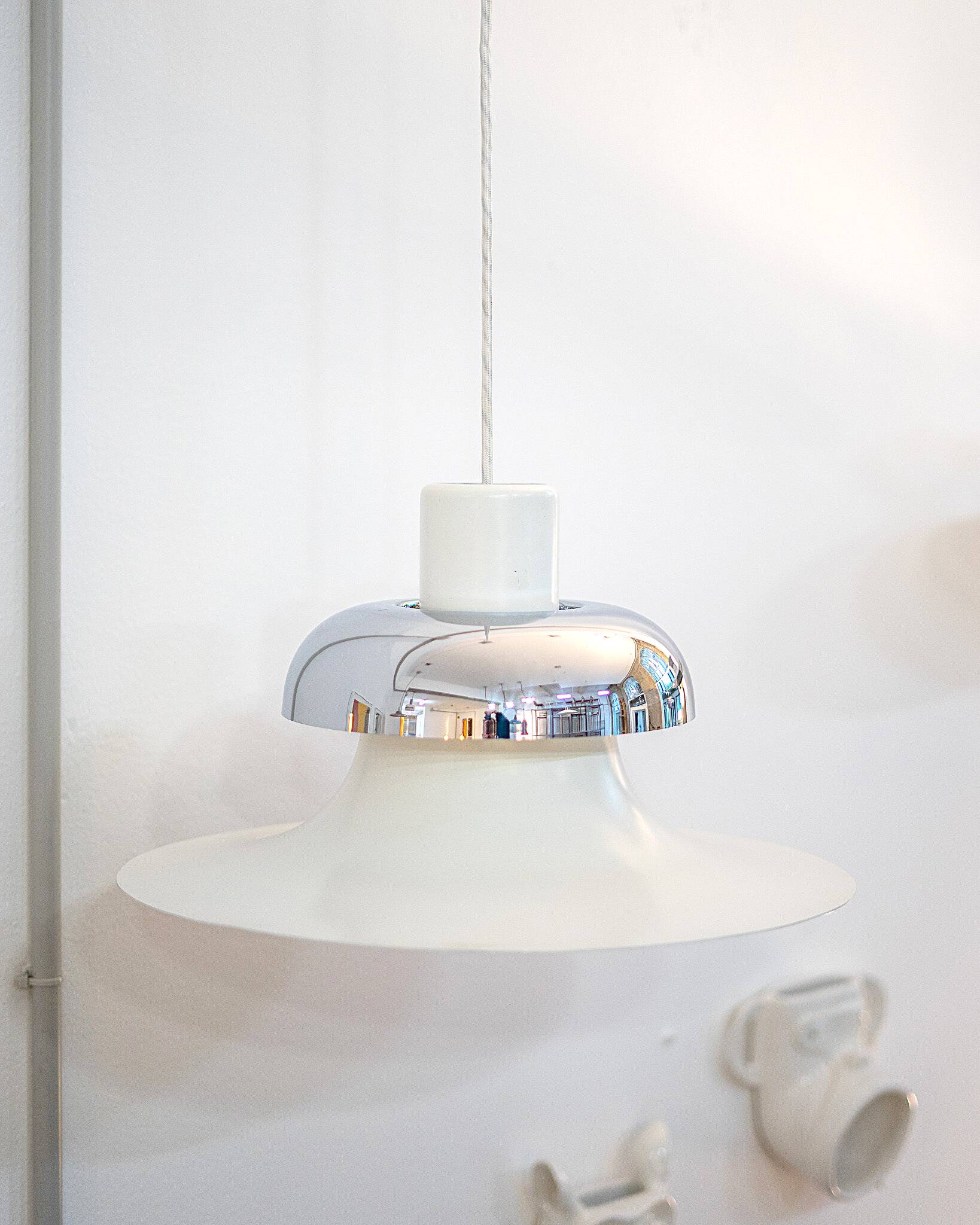 Mandalay Pendant Lamp by Andreas Hansen for Louis Poulsen