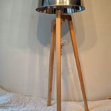 ash tripod lamp and lampshade silver-effect transparent appearance once the lamp is turned on