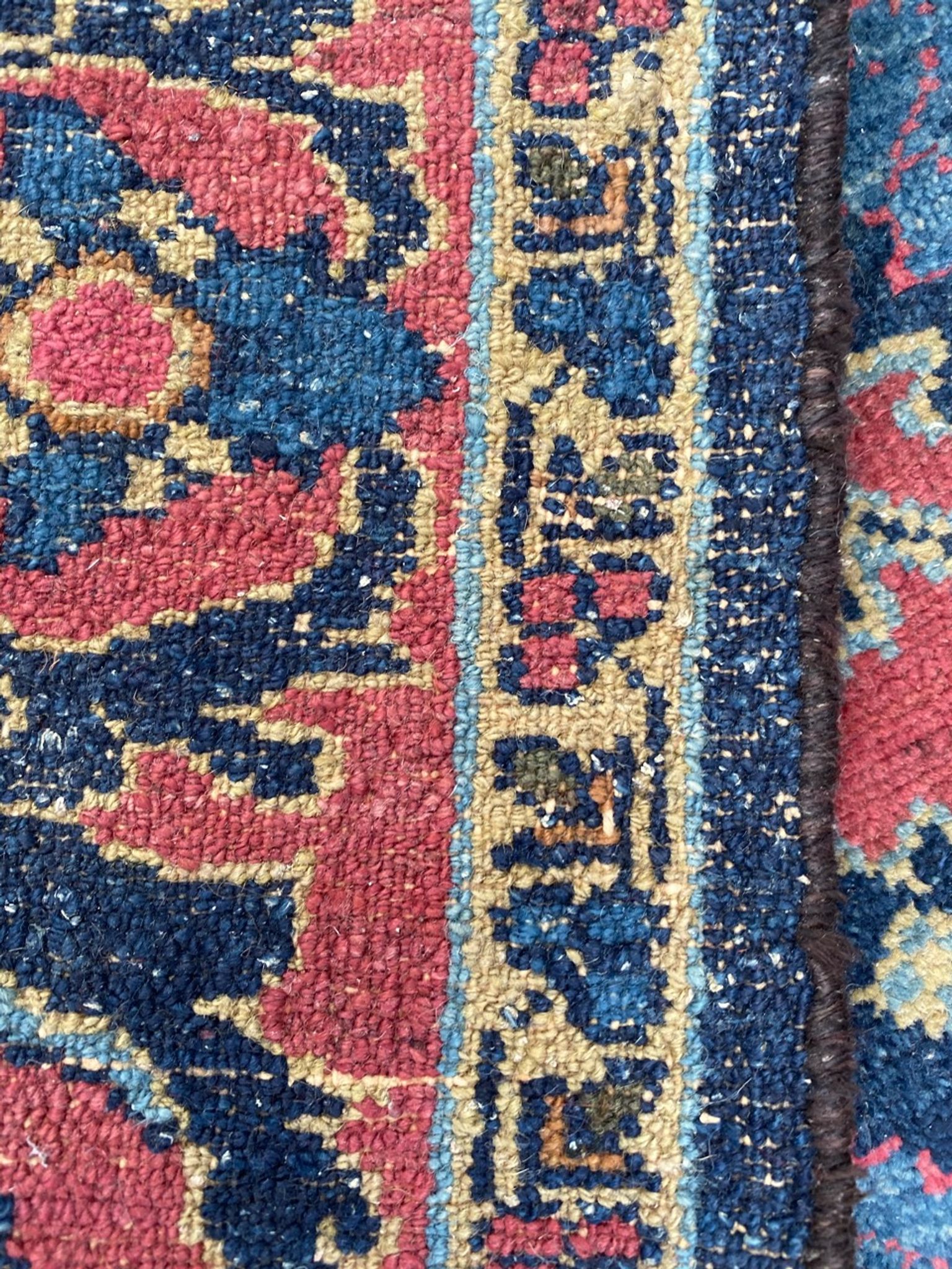 Ancient Persian mahal carpet 102x162 cm