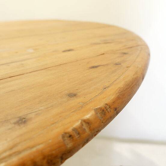 Round Pedestal table Ø 95cm