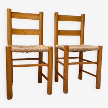 Pair of straw and pine chairs, mountain furniture