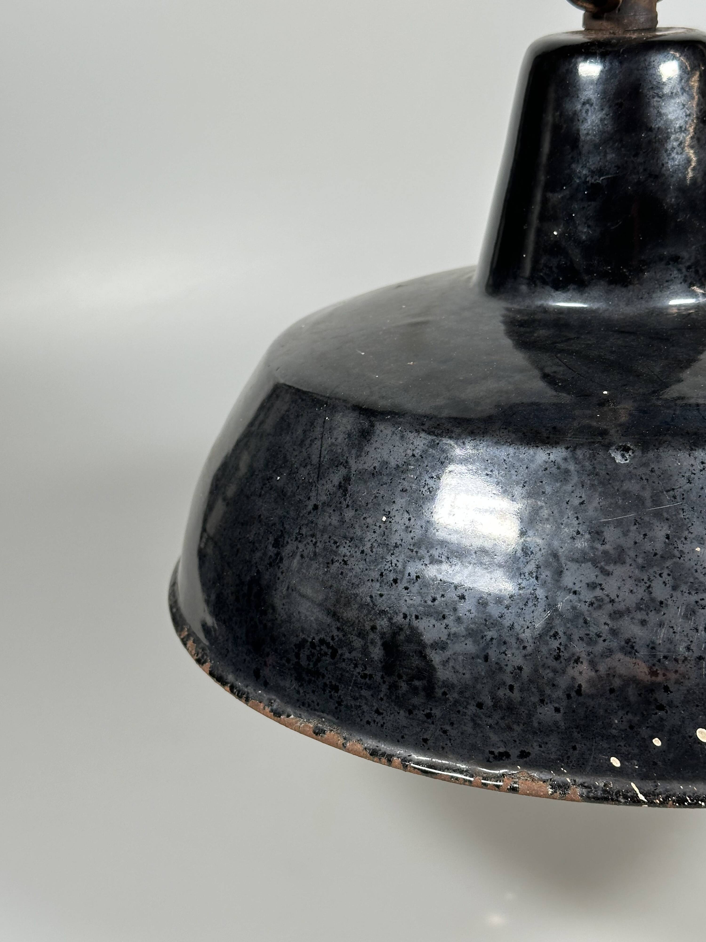 1930s/1940s Ceiling Lamp Industrial Lamp Enamel Loft Metal Bauhaus Design