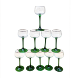 10 Luminarc wine glasses