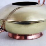 Watering can in brass and copper