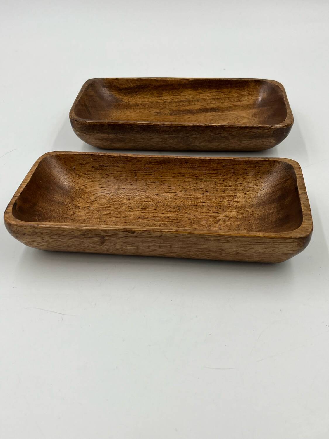 Duo of wooden aperitif dishes