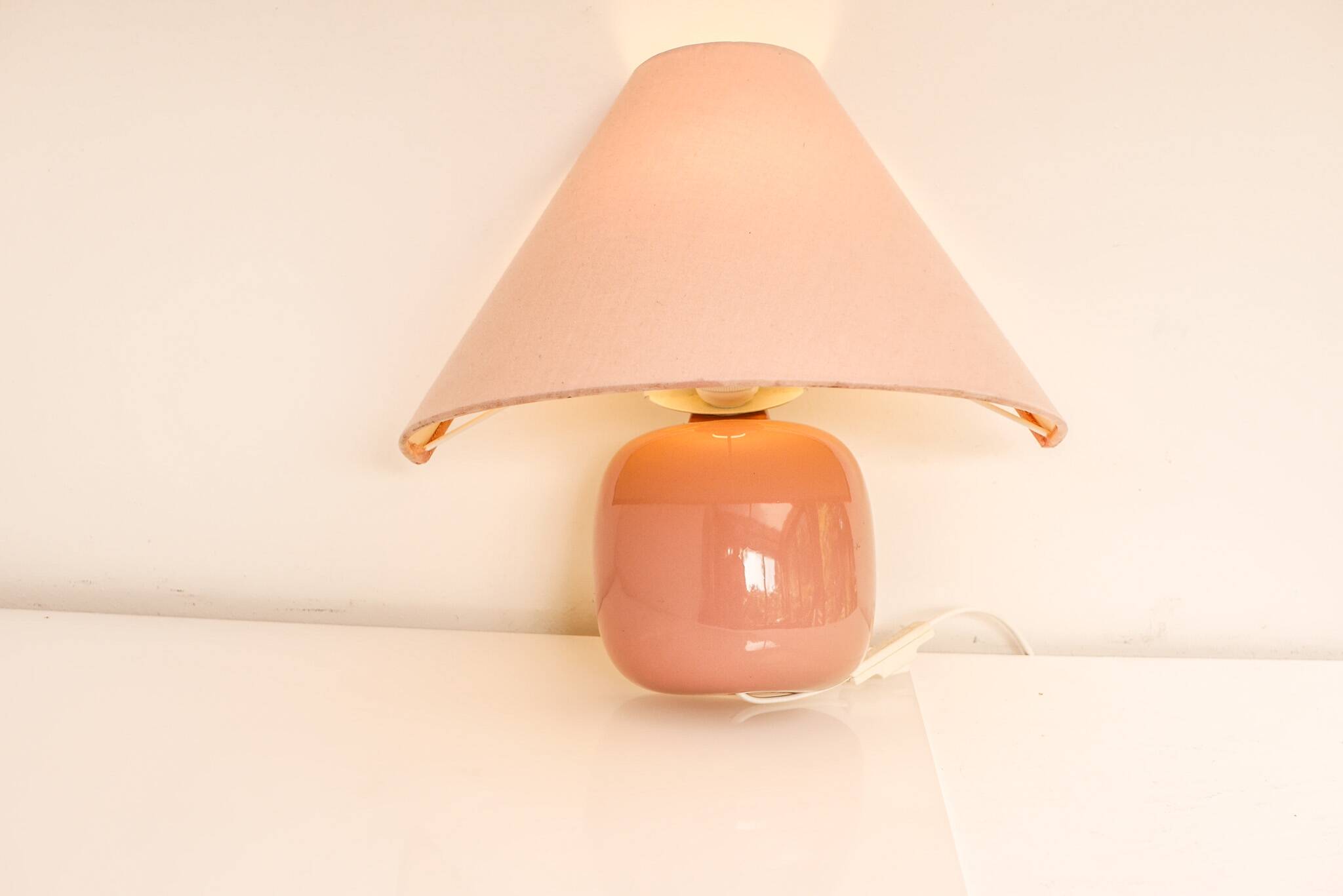 Vintage IKEA 80s sconce. A wall mounted lamp classic semi-round in pink