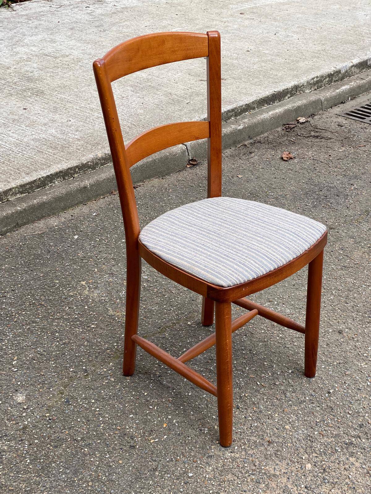 Scandinavian chair Baumann 88 solid beech wood and beige blue wool.