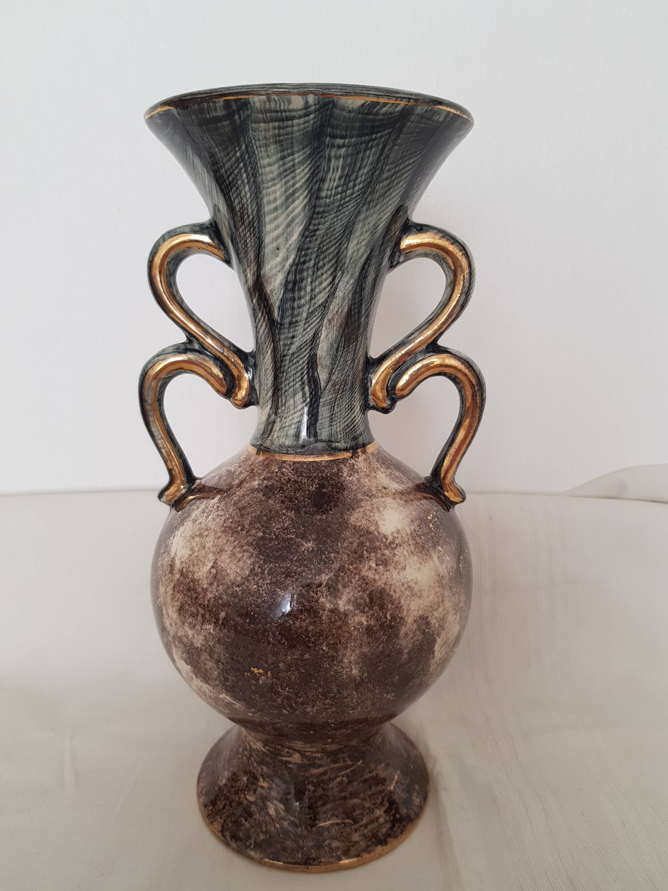 Vase vintage en faïence de H Bequet, Décor de cerf