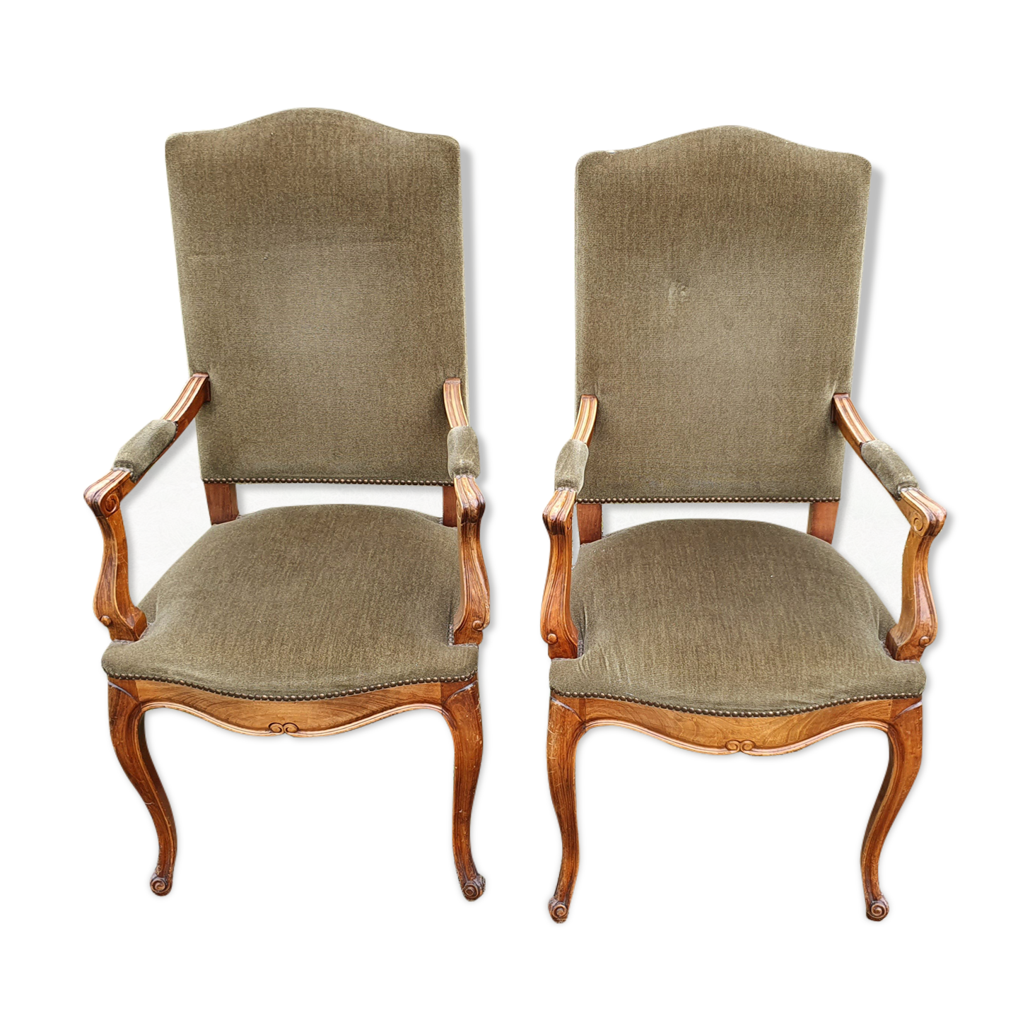 Pair of Louis X V style armchairs in green velvet