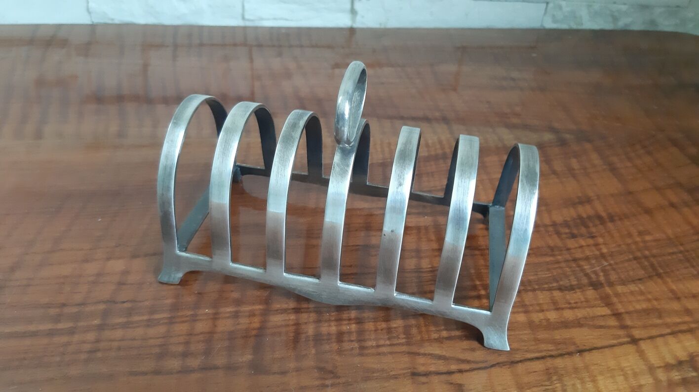 Vintage manual drummer