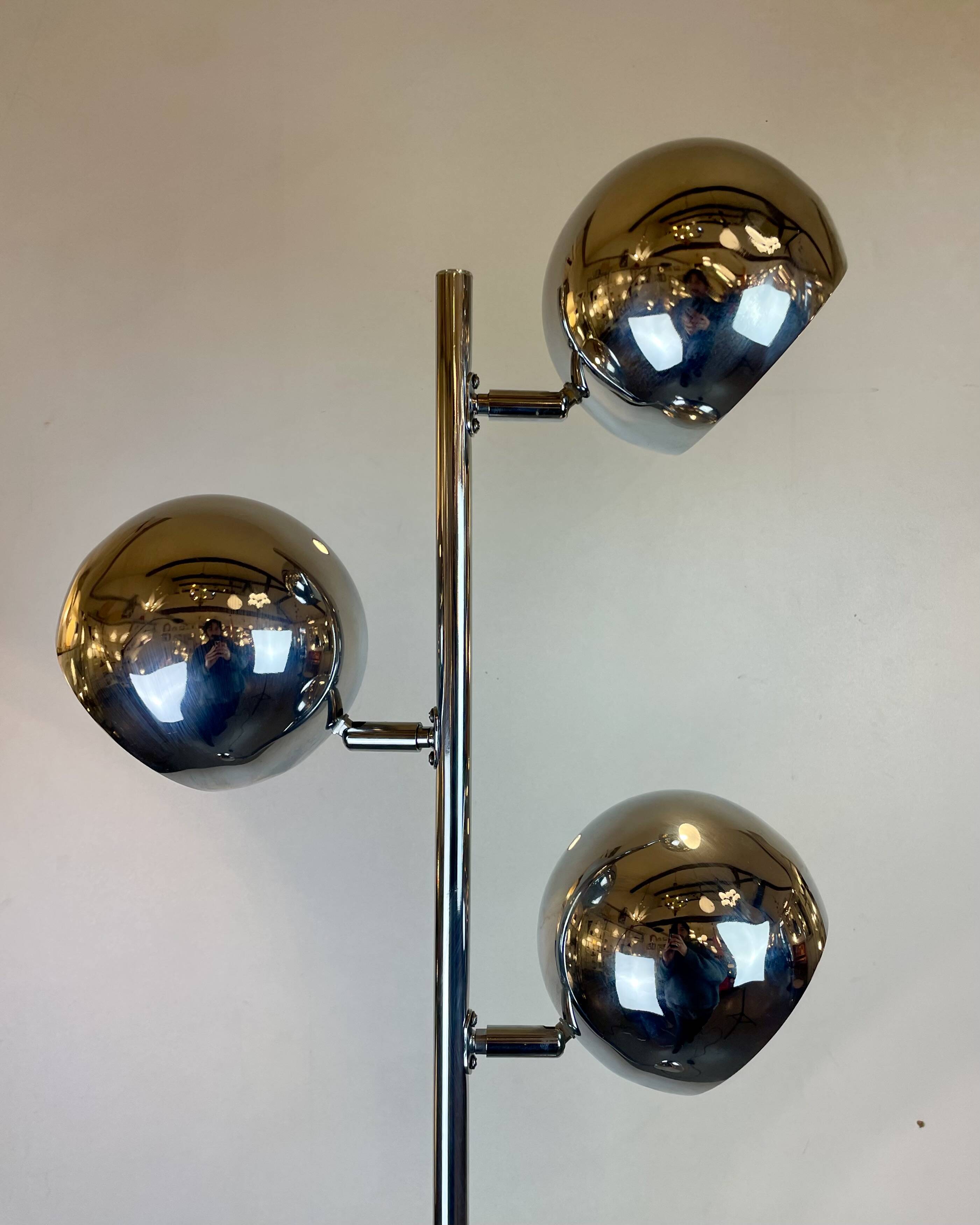 Space-Age Chrome Floor Lamp, Italy, 1970s